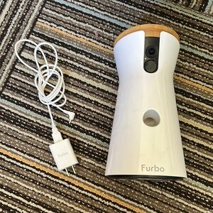 Dog Camera with Treat Dispenser - White